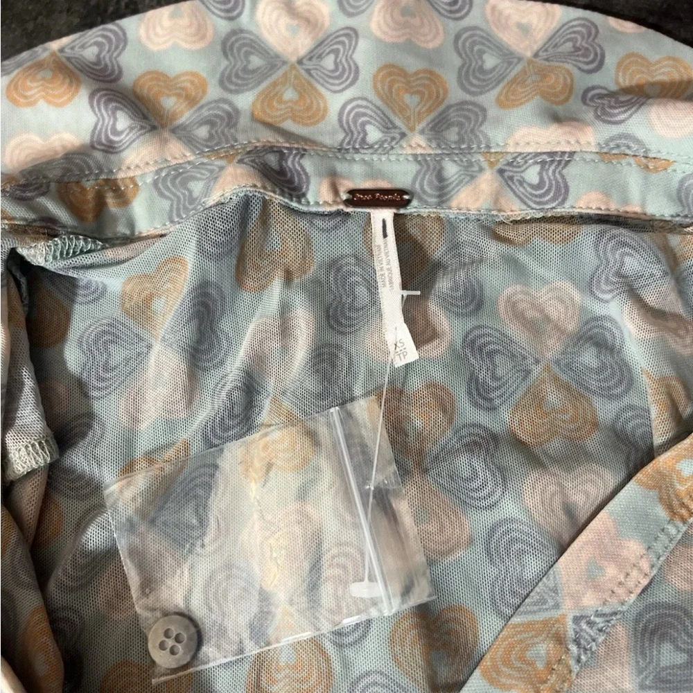 Free People Size XS Mesh Sheer Top Button Front Heart Print Stretch NWOT - Picture 5 of 9
